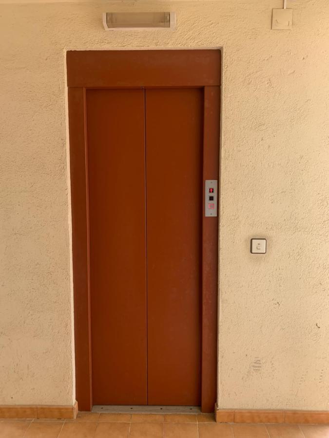 Apartamento De Playa En Santa Margarita. Roses Ngoại thất bức ảnh