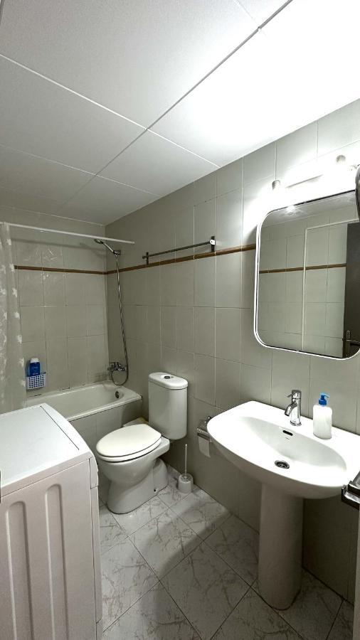 Apartamento De Playa En Santa Margarita. Roses Ngoại thất bức ảnh